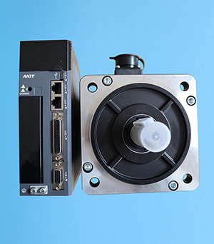 400w交流伺服驅(qū)動(dòng)器